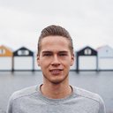 Lukas N.